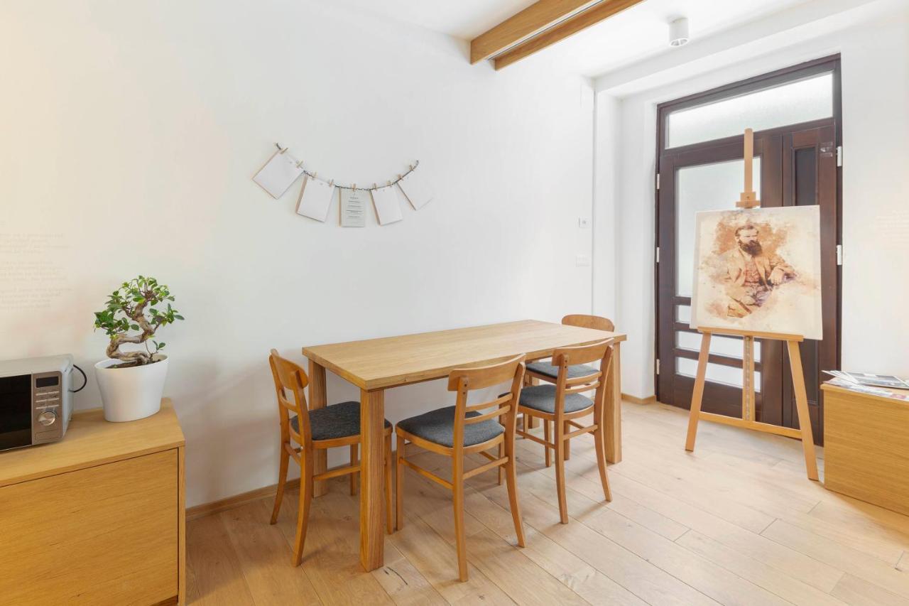 Apartma Jenkova Rezidenca Kranj Exteriör bild